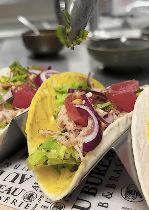 Préparation de tacos Au Bureau